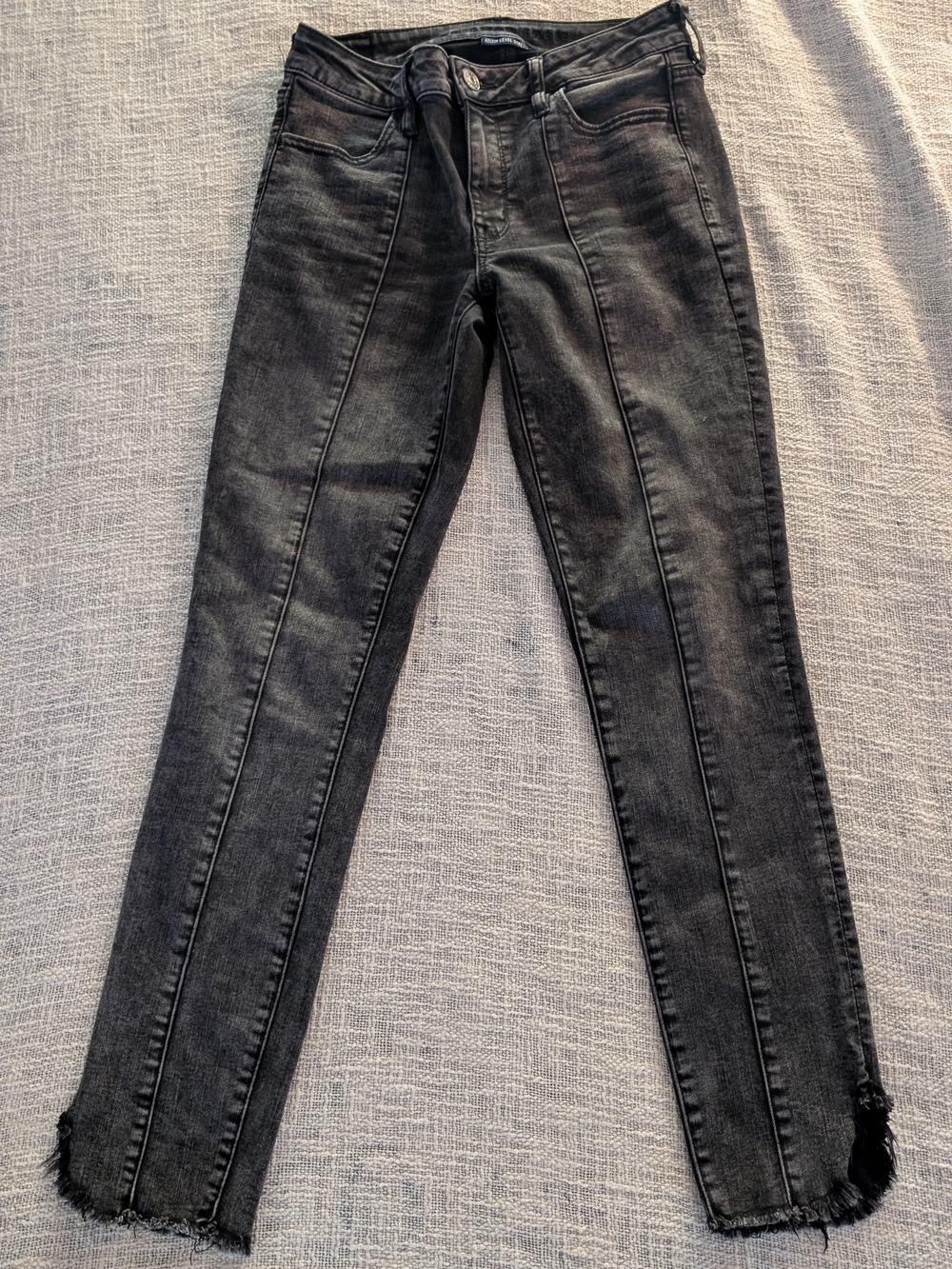 American Eagle Outfitters Jegging Crop With Side Slit And Front Seam Detail
